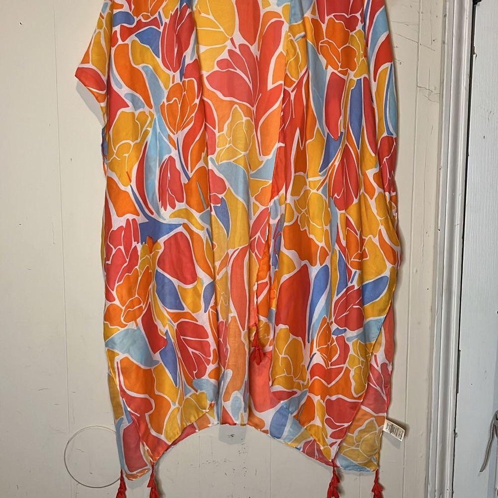 Do Everything in Love Vibrant Floral Kimono